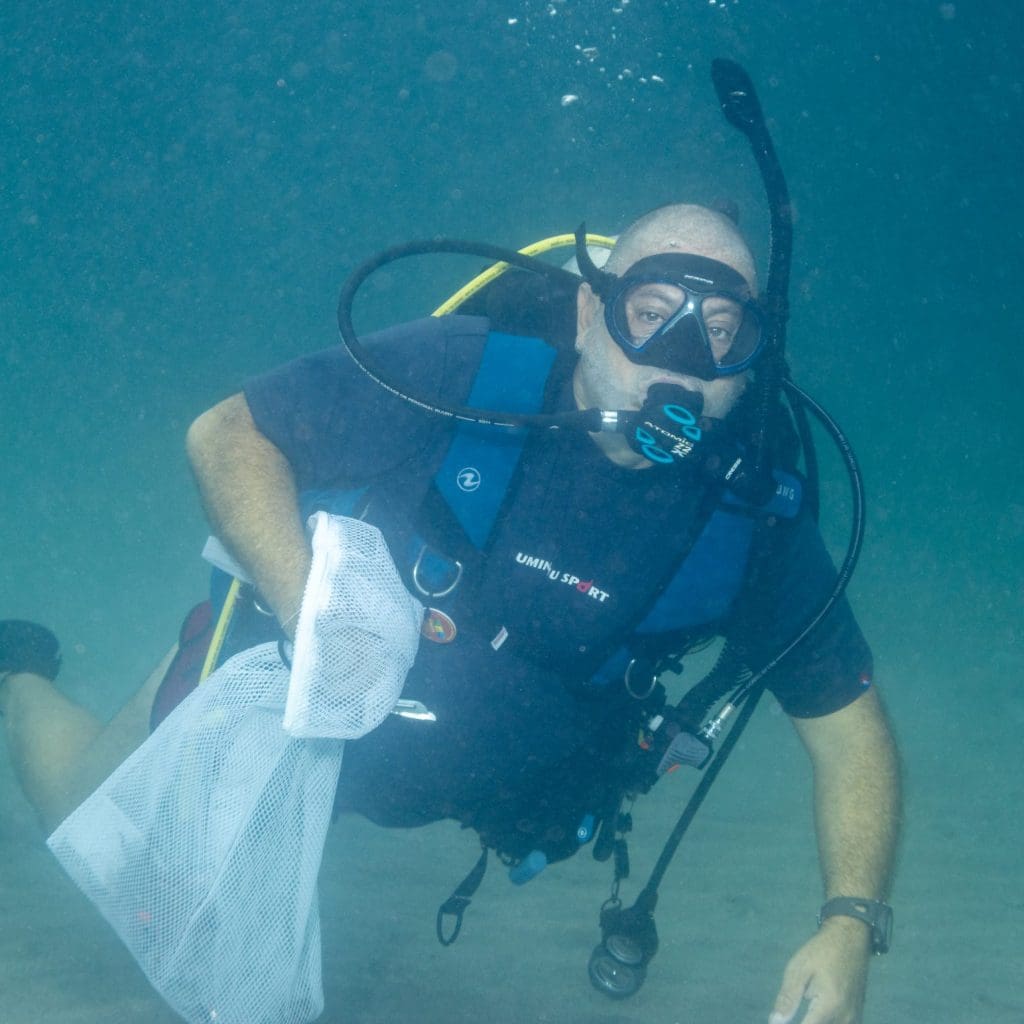 Pier Cleanup, Joe Mankowski