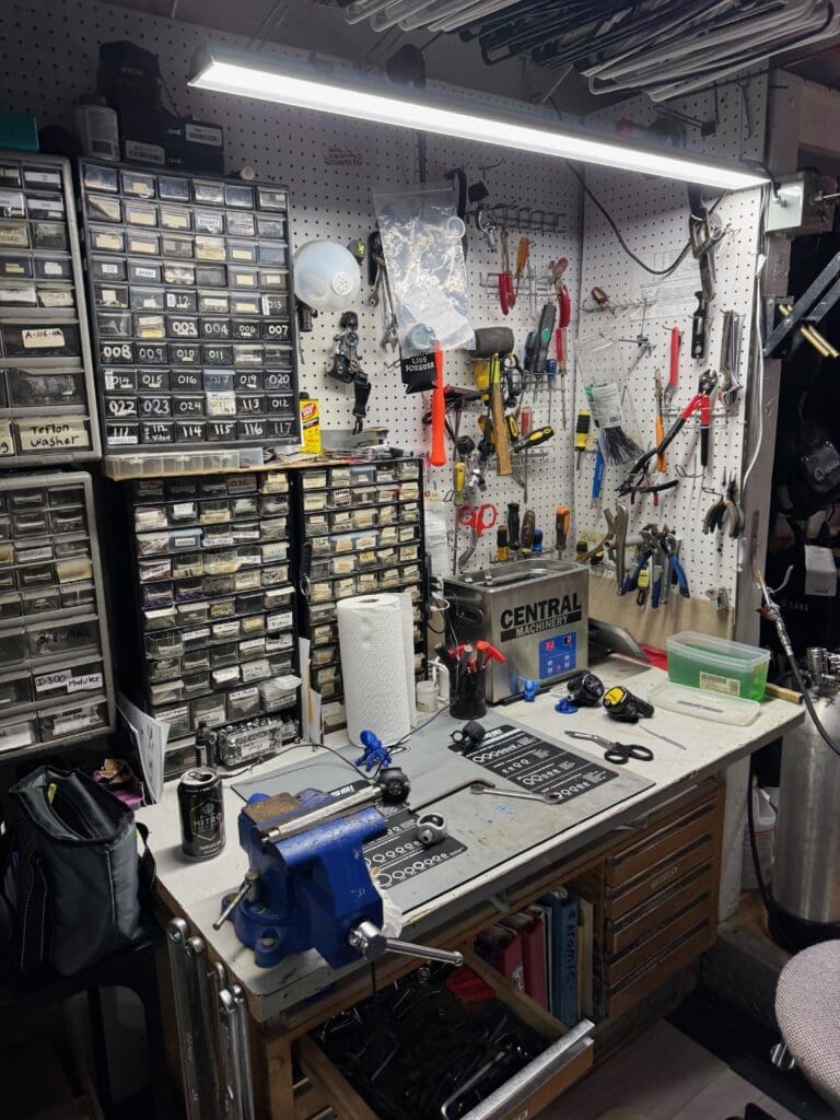 Gear Service Bench at DxDivers